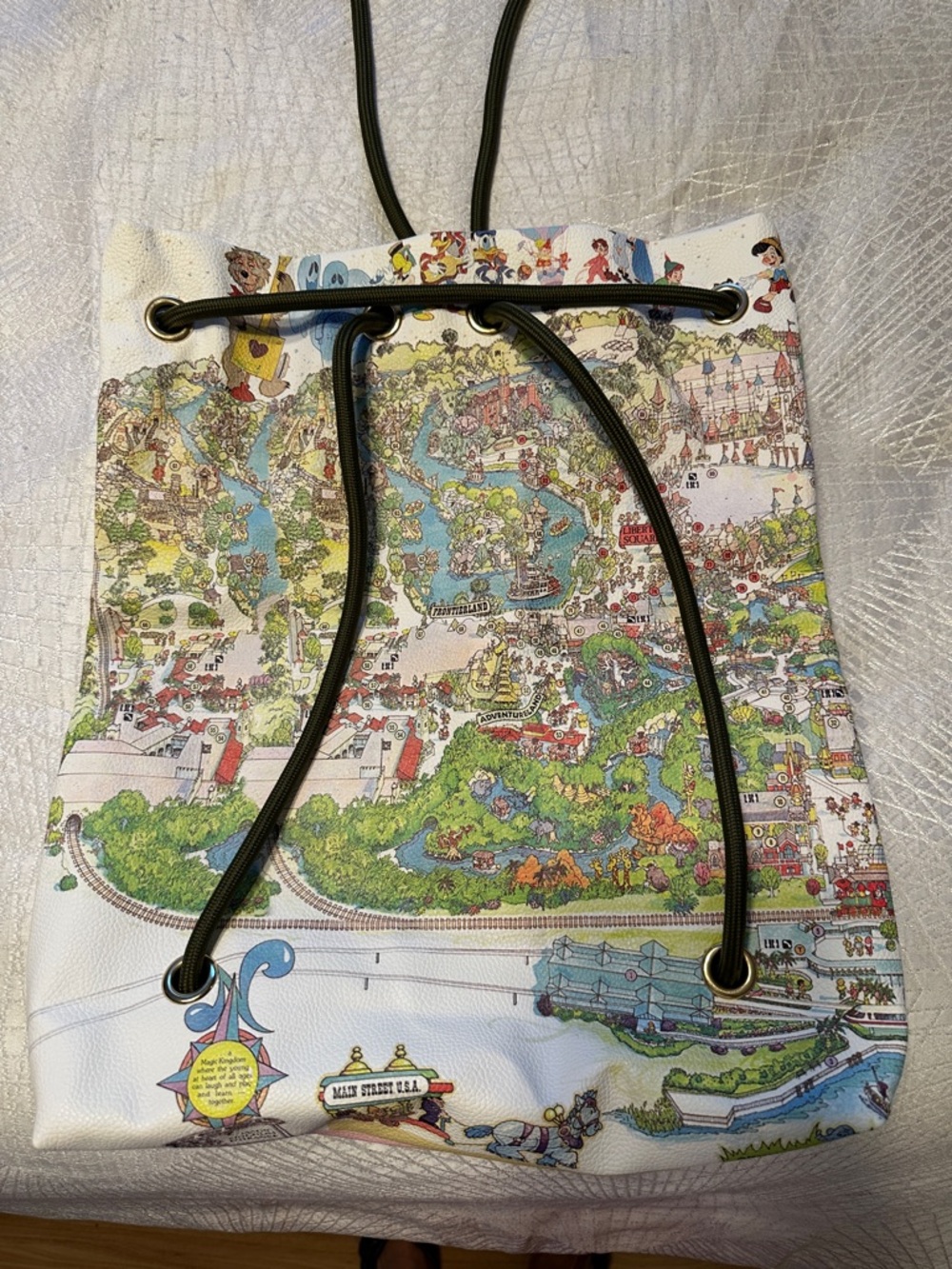 Walt Disney World Drawstring Backpack - Picture 2 of 6